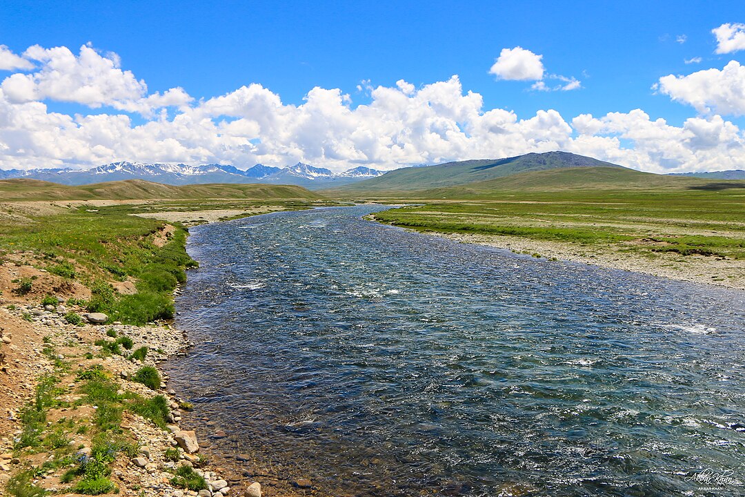 1080px-Deosai_-_Bara_Pani