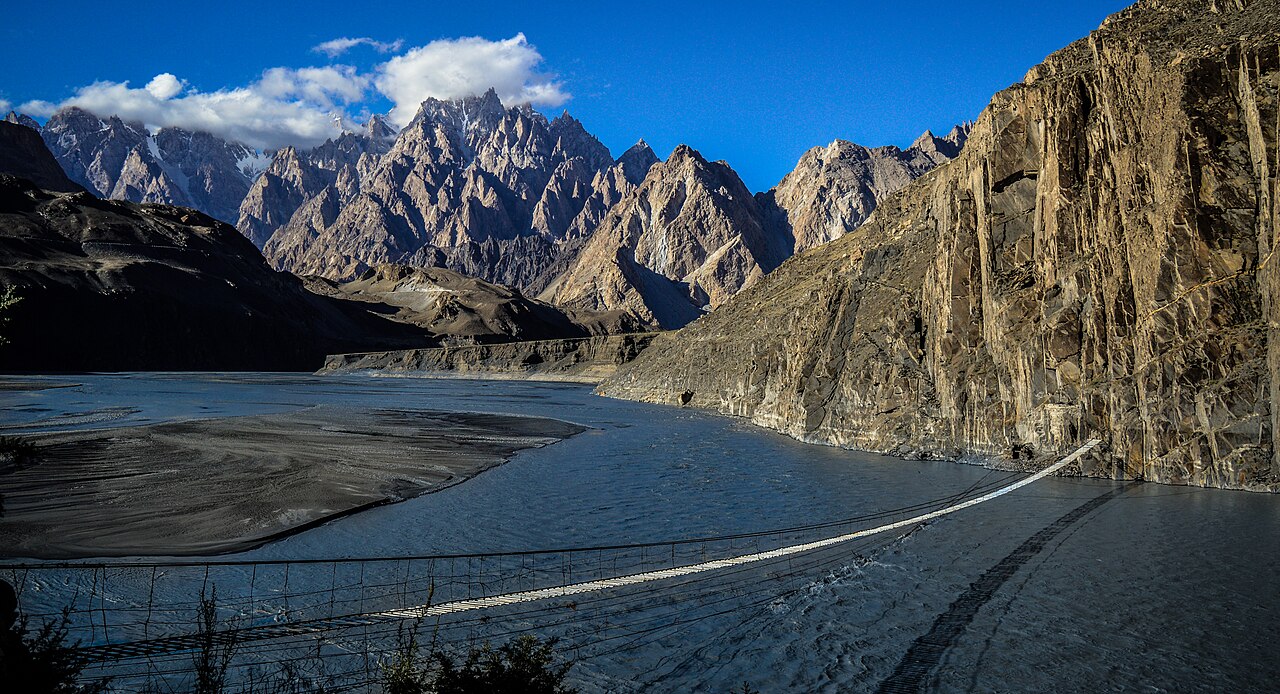 1280px-The_bridge_of_Shepherds_-_Hussaini_Suspension_Bridge